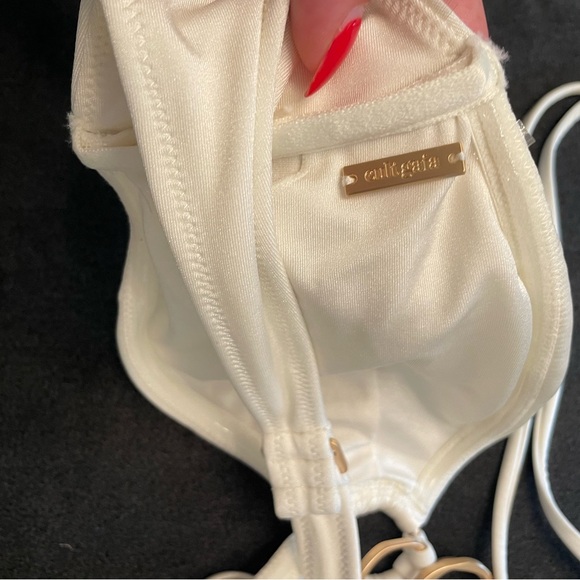 Culta Gaia - YANNA BIKINI. Size L in top and bottom. White with gold chain. - Picture 4 of 5